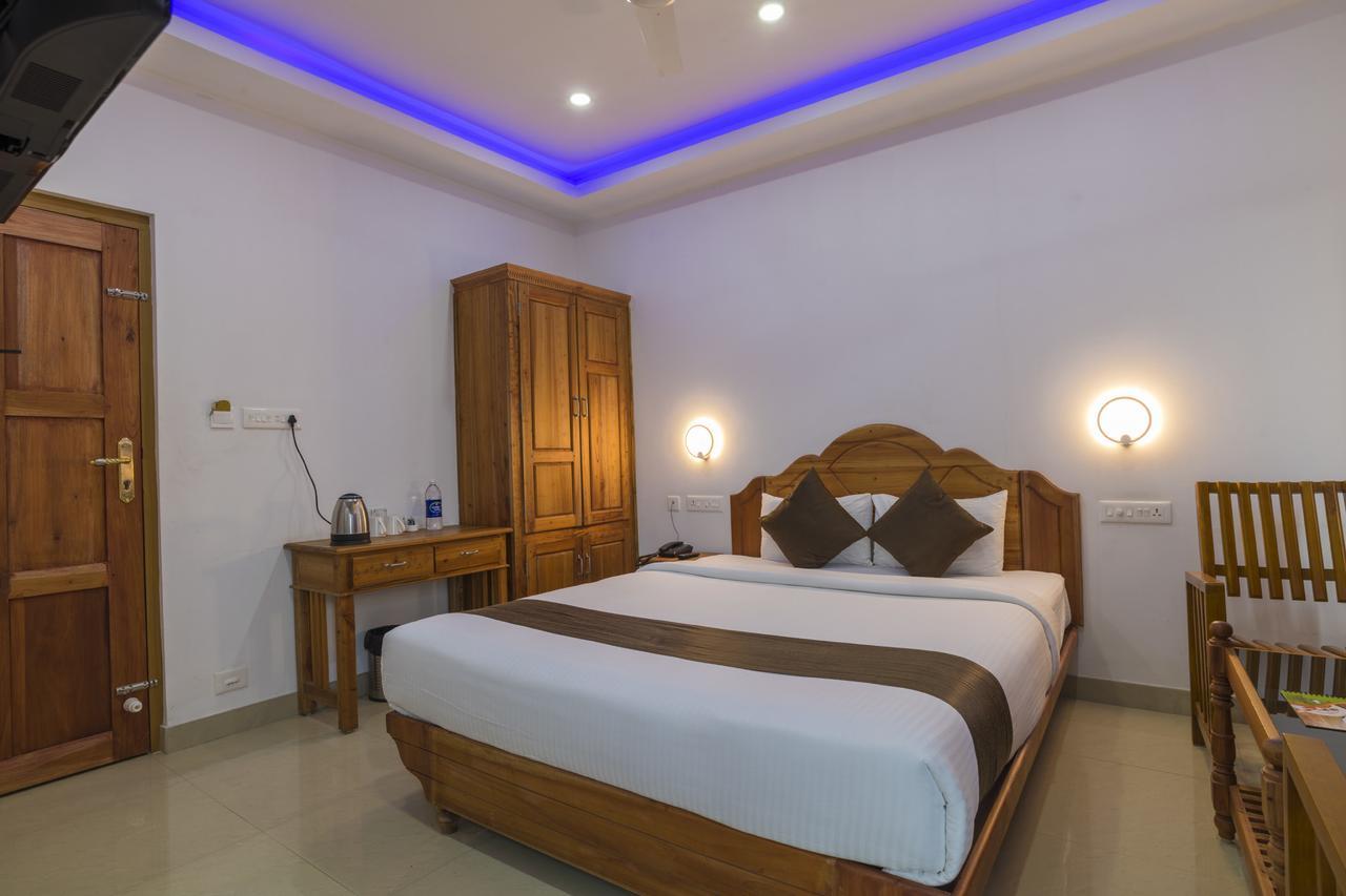 Spice Inn Kumily Экстерьер фото