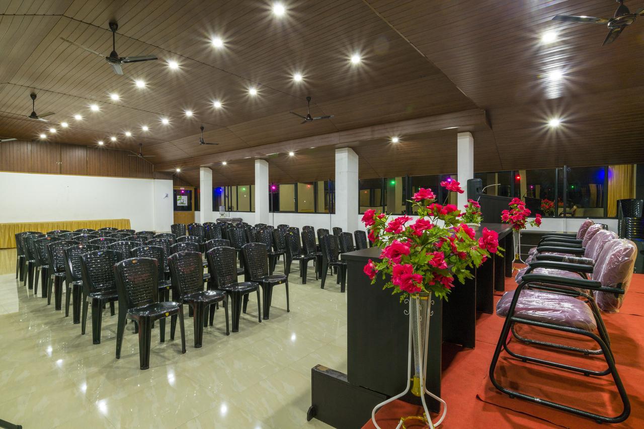 Spice Inn Kumily Экстерьер фото